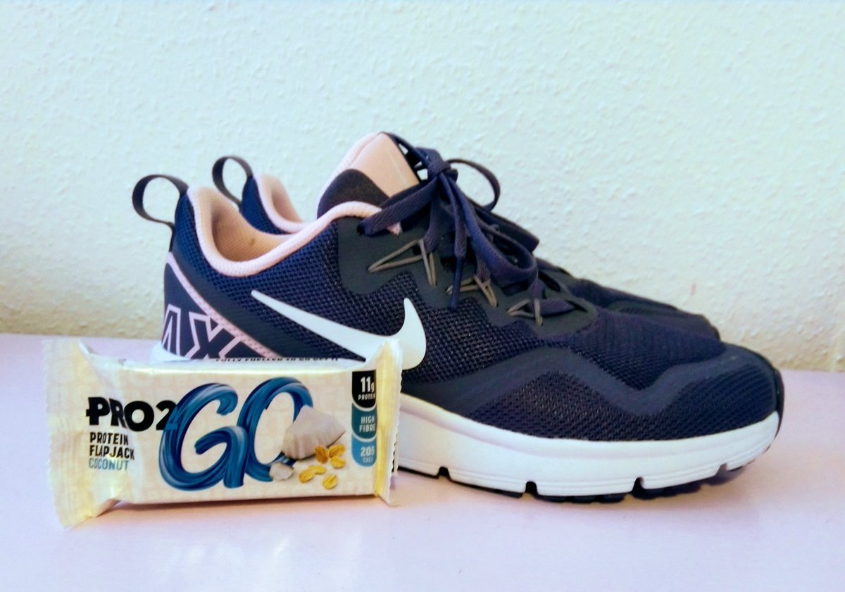 Zoe Moore tweet media