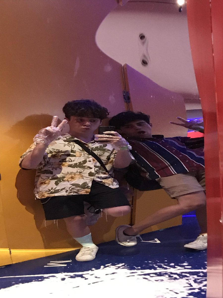 BenjiKrol's tweet photo. i realized jorge and i have no good pictures of us together but here are these cuz i love em https://t.co/JsimpTU4Gq