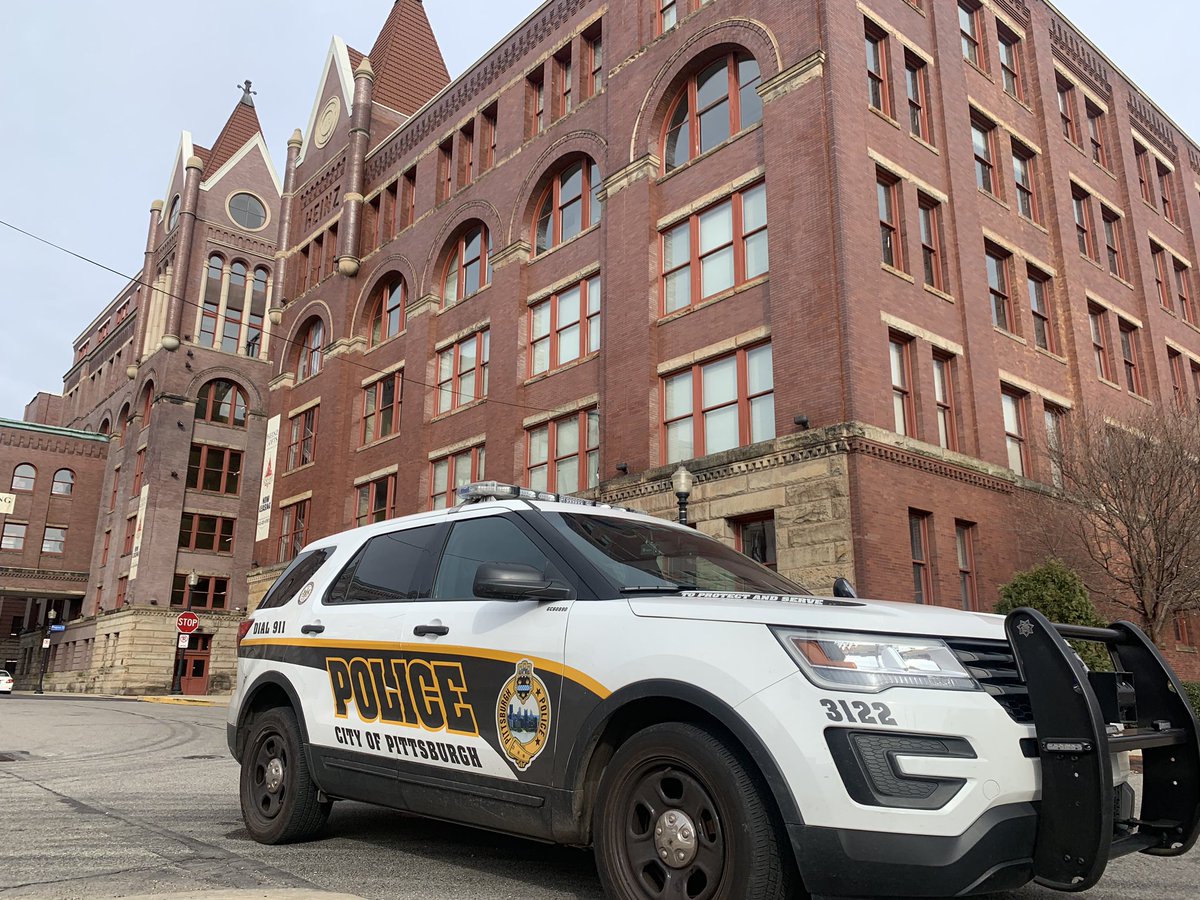 NewsNatasha's tweet photo. @bencschmitt @meganguzaTrib #Pitrsburgh cops still parked at Heinz Lofts along the former Heinz plant along the Allegheny River front near the city’s Troy Hill neighborhood. 

Stay tuned to @TribLIVE’s  @meganguzaTrib &amp; @TribSports for updates. https://t.co/PMhrNM8GWf