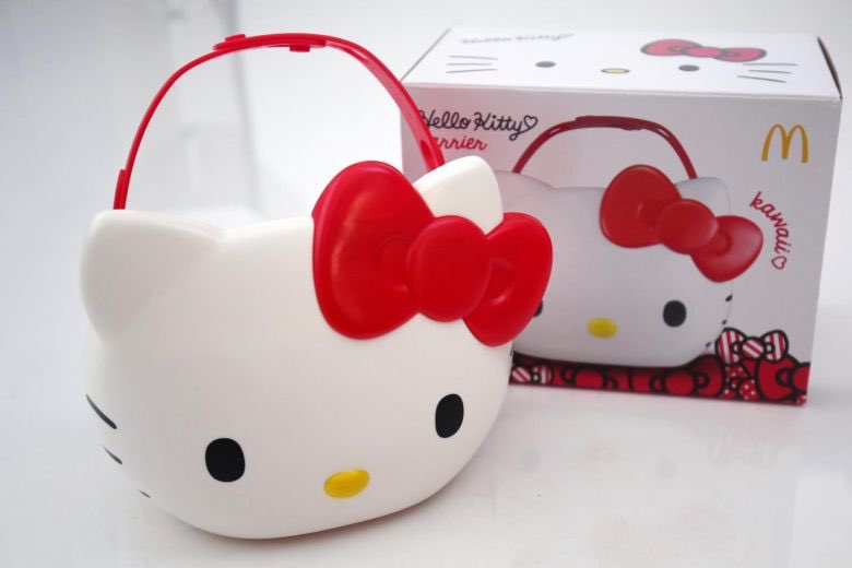 johnnycarmona's tweet photo. Hagamos que @McDonaldsMexico sepa que TODES queremos esta edición especial de #HelloKitty 
Démosle RT para que llegue de Asia a México! 
Porfa! https://t.co/AhB9k9ihIA