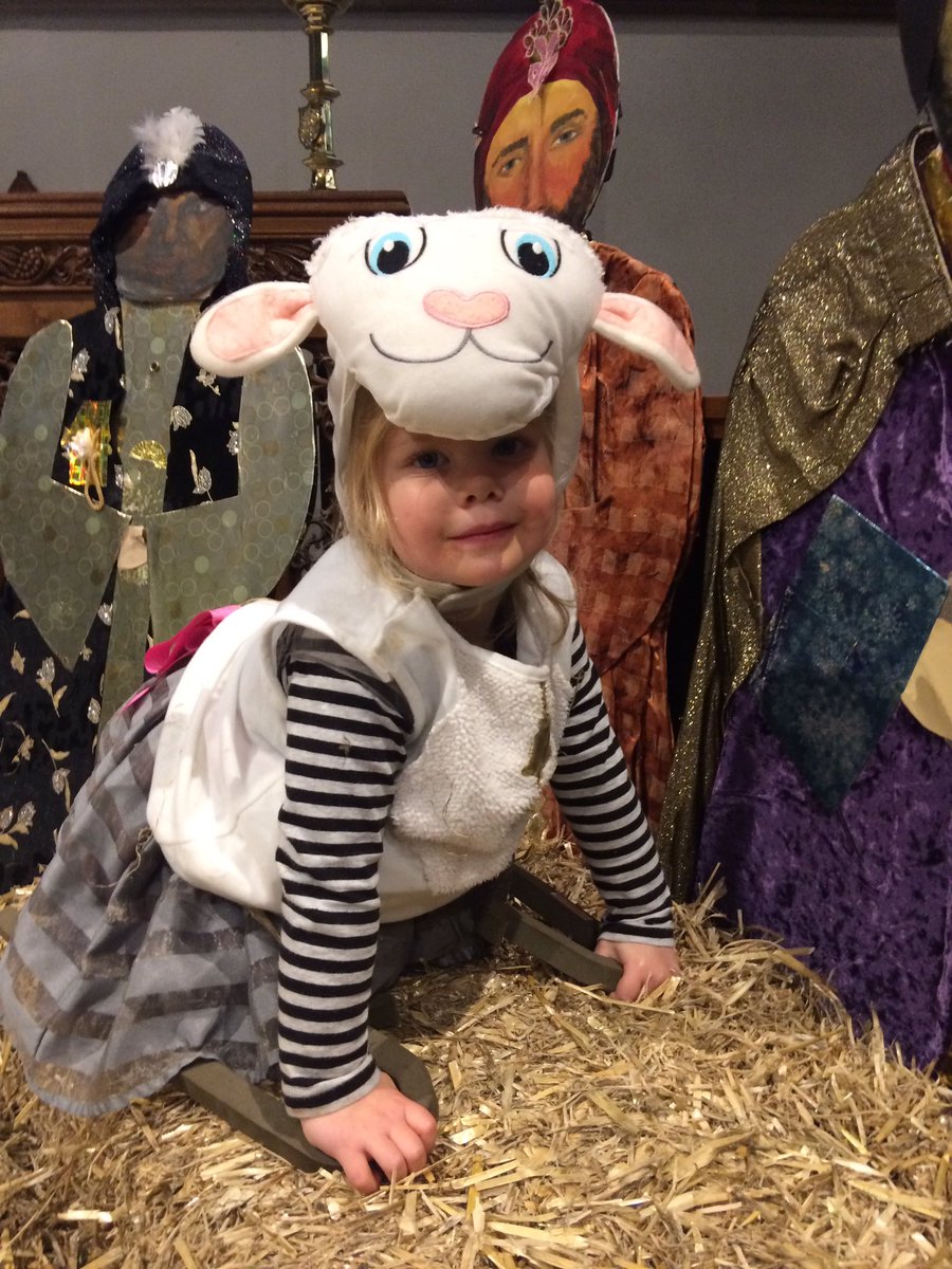xmastreefest's tweet photo. Children have had great fun visiting our nativity scene today and dressing up. There’s still time to visit we’re open till 6pm and tomorrow from 12noon.
#xmastreefest19 https://t.co/CZm3txc62X
