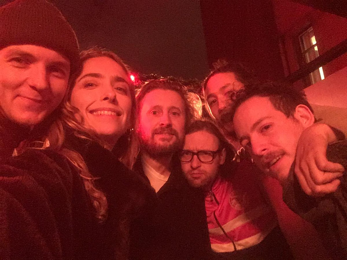 It’s been such a lush tour💕Dublin was wild and yeh perfect way to finish✨ Thank you to everyone who came down to the gigs and made all of them special. Thanks to @teeth_studios for making us a home where we could expand and make the live show. And where we will keep growing 🌱