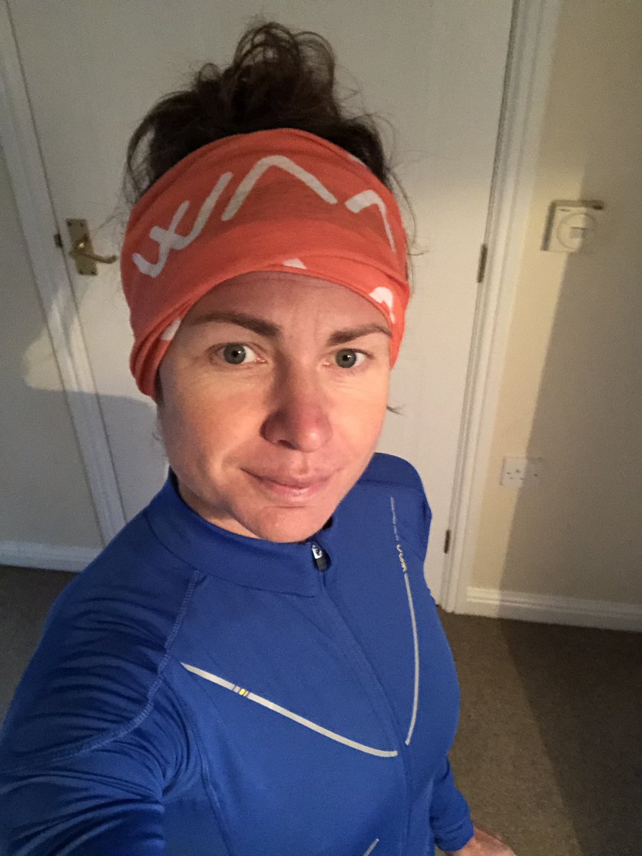 RFMCoaching's tweet image. Thanks for kit drop @WaaUltra All set for winter #running adventures

🌟 New 500ml soft flasks 

🌟 Princess blue ultra carrier top 

🌟 Ultra rain jacket 2.0 in glacier blue 

Amongst other goodies... 

#WAATeam #WhatAnAdventure