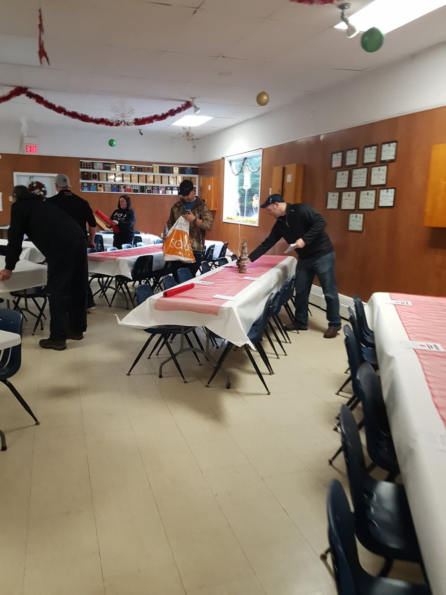 ACFDNL's tweet image. Getting all ready for the 46th annual Arnolds cove Fire depts dinner and dance.