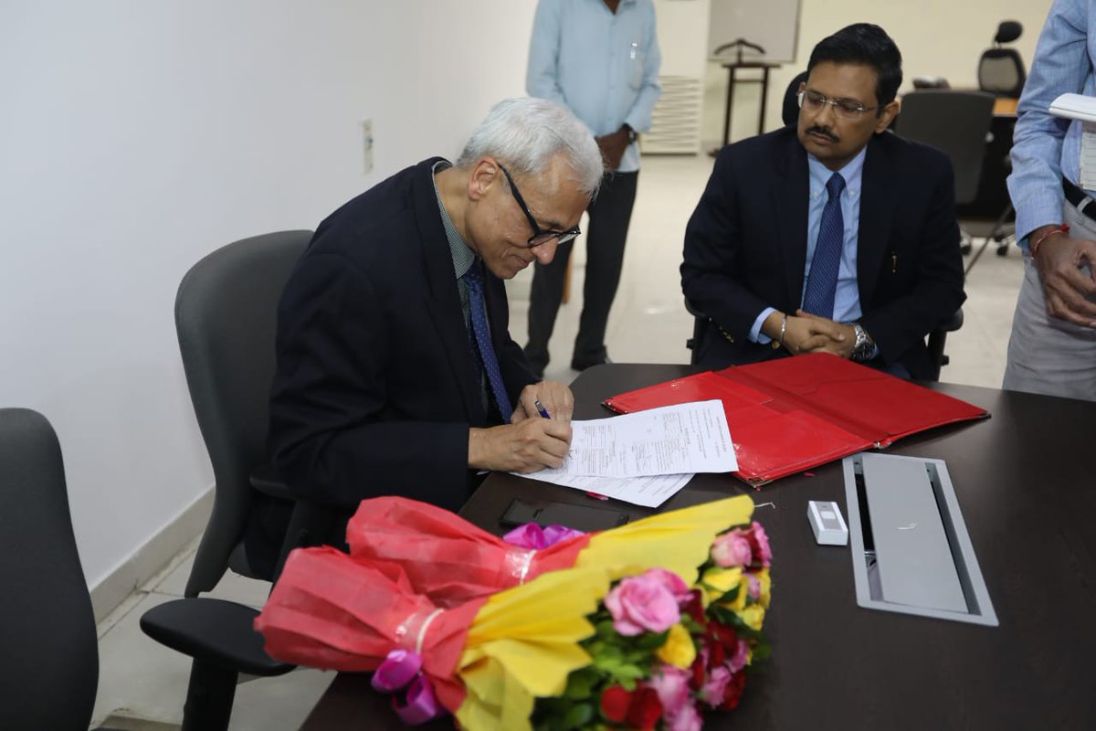 Anil Mukim takes charge as 29th Chief Secretary of Gujarat