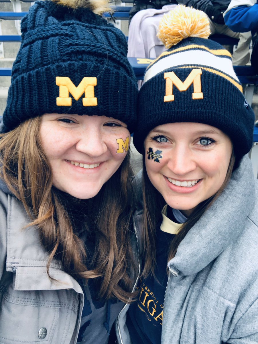 When childhood dreams become reality! 😍 26th birthday celebrations for this beautiful lady! #BigHouseLive #beatosu #goblue