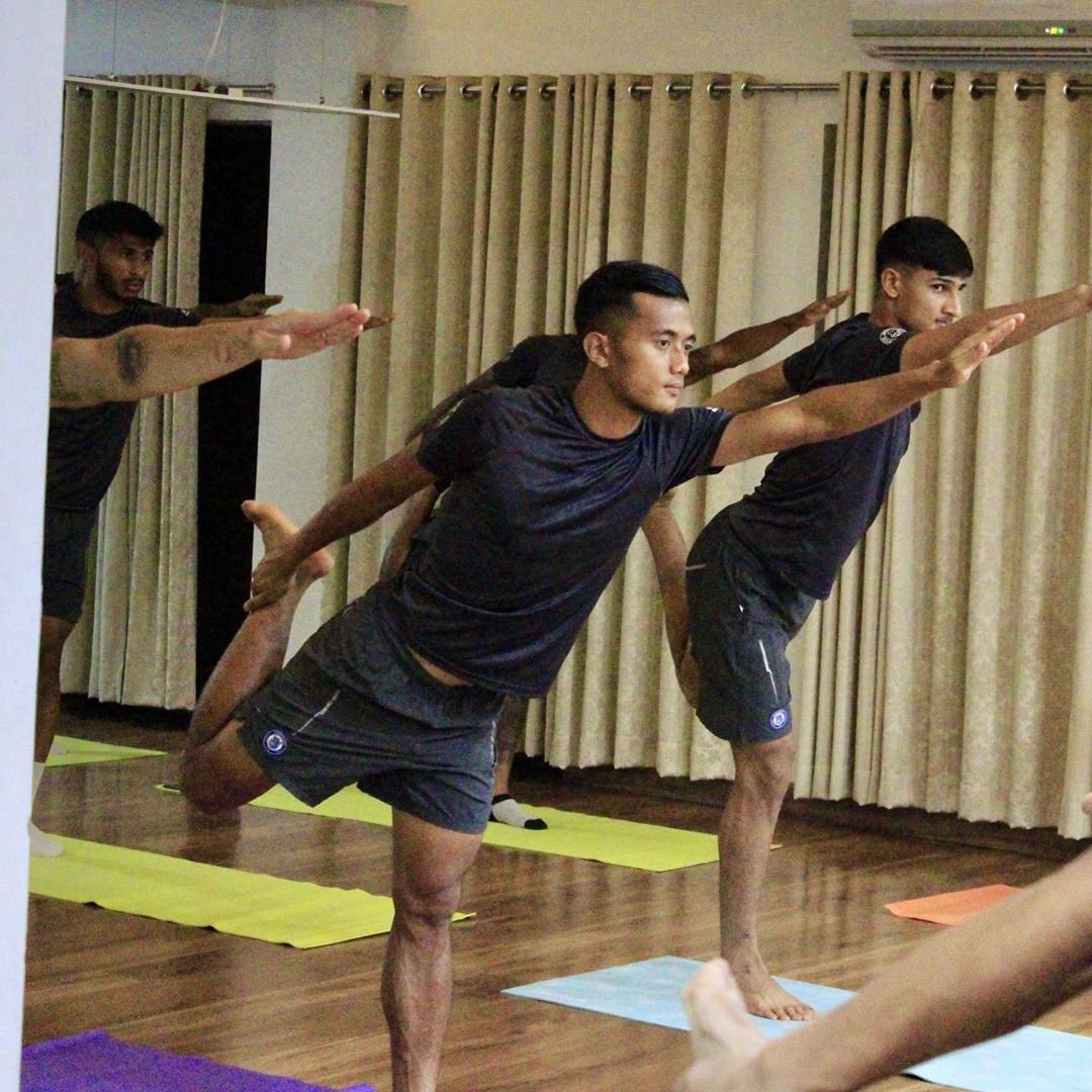 isaac_sawmtea's tweet photo. 🧘🏻‍♂️ #yoga #focus #isaac24 #jamkeyoga https://t.co/fGlBb9t9R6