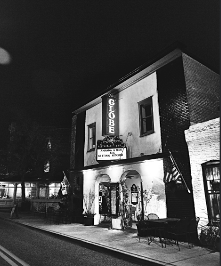 The Globe tweet media