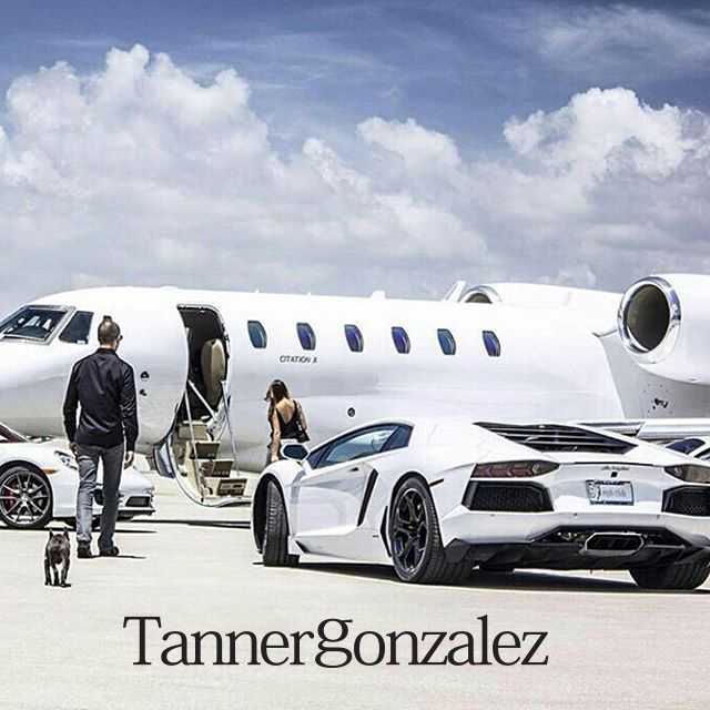 tannergonzo's tweet photo. Timeless, Classic & Elegant... 🖤
https://t.co/rKNdfHJgy0
#Hispanicluxury #Hispanicinfluence #Aspen #HispanicLuxuryBrand #HispanicLuxuryFragrance #HispanicLuxuryLife #TannerGonzalez #HispanicLuxuryAccessories #HispanicInfluencer #LuxuryLifestyle #Luxury https://t.co/4x6vgbfMGM