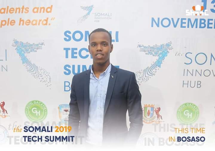 Da’ud Musa is a young Somali tech designer based in Bossaso. 
@daudQaylo  was among tech startups who showcased their businesses in recent 2019 Somali Tech Summit. 

Da'ud shared with SiHUB and STS team a new stunning logo for our 2020 Somali Tech Summit.