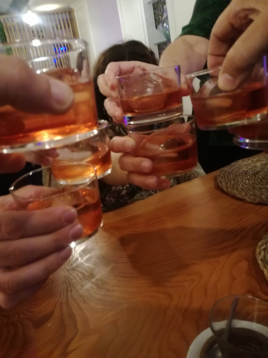 <a href="/carmeletaaa/">Carmeleta</a> despedida i... seguim