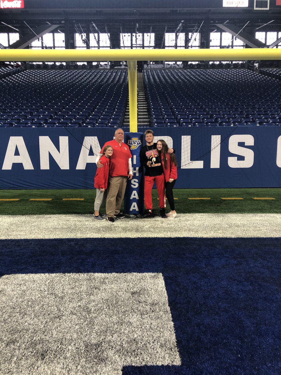 Jmooree317's tweet photo. GAMEDAY @LucasOilStadium @ 7‼️
come support the Trojans and fill the stadium in red! #supportcoachmoore https://t.co/ETbMWqJRK4