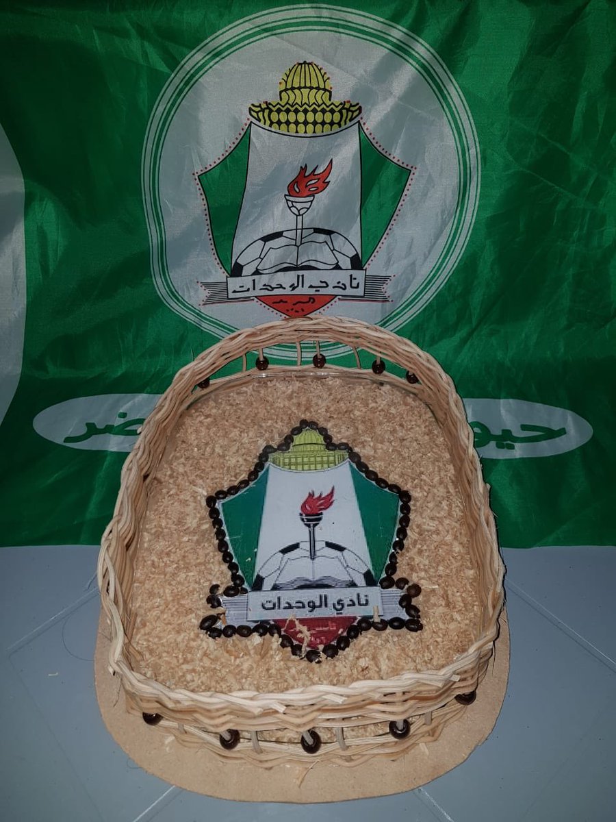 mohdgandour's tweet photo. برضو ام العبد ما حبت تفشل جمهور #الوحدات وعملتلهم صينية من الكش  😍
فوتوا الصفحة وشوفوا شغلها المليح 
https://t.co/KdbbkRNPVy https://t.co/adU4tdyX8o