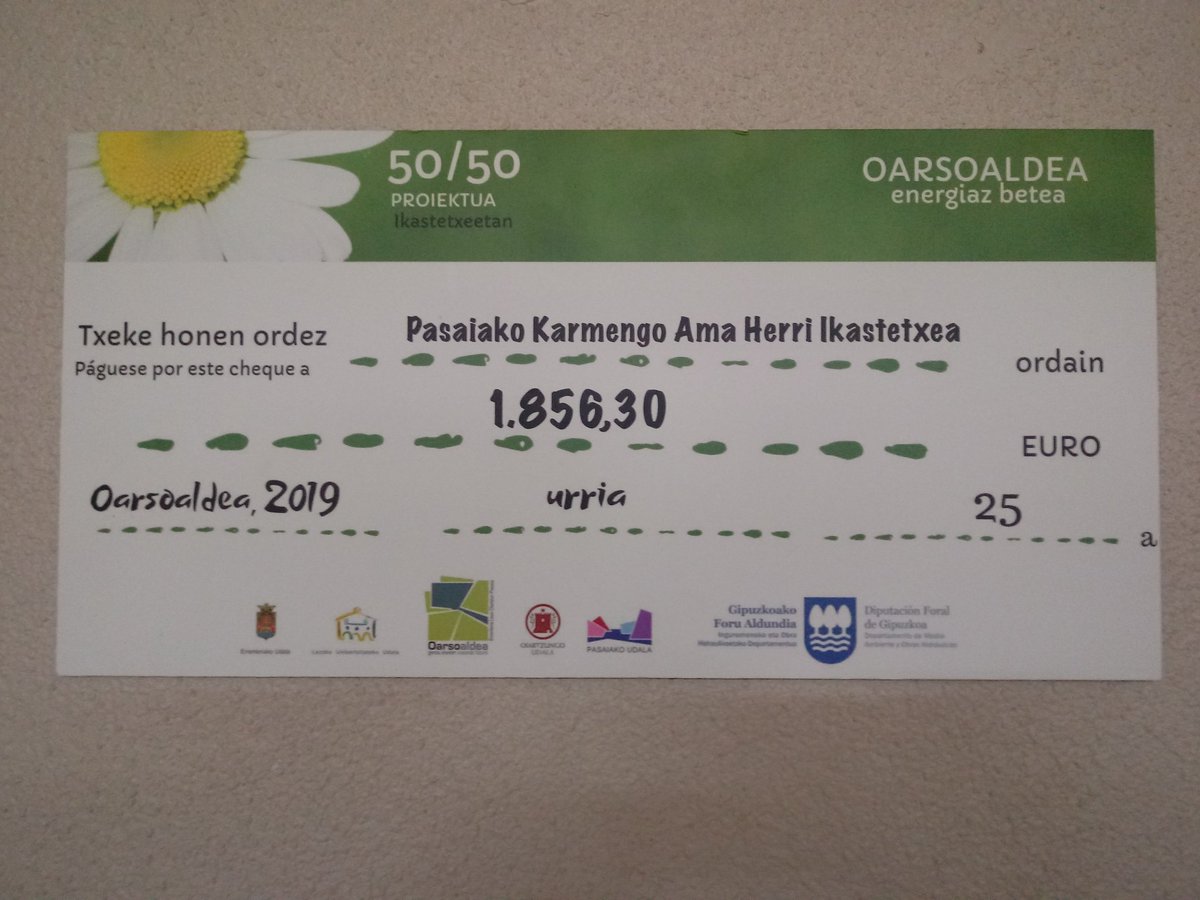 ekoonenergia's tweet photo. #proyecto50_50 ri ekin diogu Oarsoaldeko eskoletan @oiartzunudala @errenteriaudala @pasaiakoudala @lezoudala @Oarsoaldea . Iaz diru pila aurreztu genuen eta CO2 emisioak nabarmen murriztu genituen. Aurten ere lortuko dugu #TransiciónEnergética #COP25 #Ecooolocal https://t.co/gVoos1dh2N