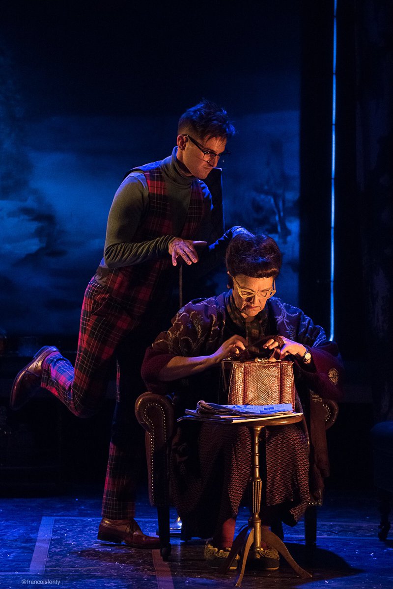 Qui est l’assassin de Culver Street? La Souricière d’Agatha Christie, c’est ce soir à 21h (dernières places) et demain 15h30.
-
🎟 bit.ly/MenezLenquete
-

#MenezLenquete #GardezleSecret #LaSouriciere #AgathaChristie #lapepinieretheatre #theatre