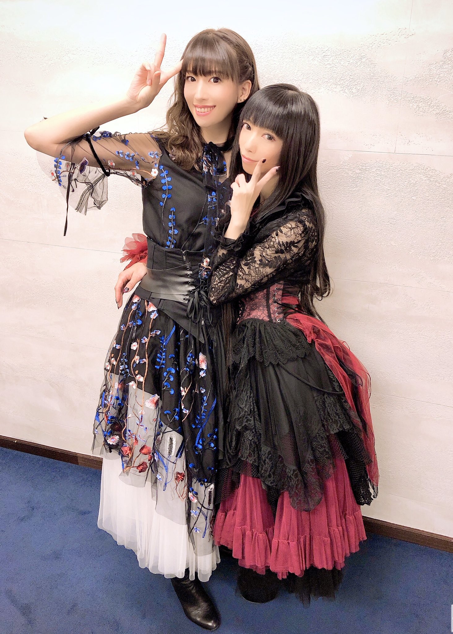 小清水亜美コスプレ あっすっかり寝かせちゃってたんだけど、「ゆいん」こと伊月ゆいちゃんとデスチャイベント一緒で♪  コルセットとスカートの白いチュールお借りした上に着こなしアレンジもしてもらったの！ 忙しいのに時間作ってくれたゆいんに甘えて、仕事 ...