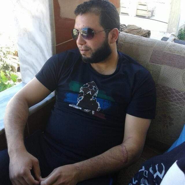 LizHurra's tweet photo. Bilal al-Safadi from al-Hara defected from the Syrian Army, refusing to repress protests &amp; later joined the Free Syrian Army. When the regime captured the south, he "reconciled" his status. He was arrested a year ago &amp; jailed in Sednaya. His family was just notified of his death https://t.co/beMBLh45pt