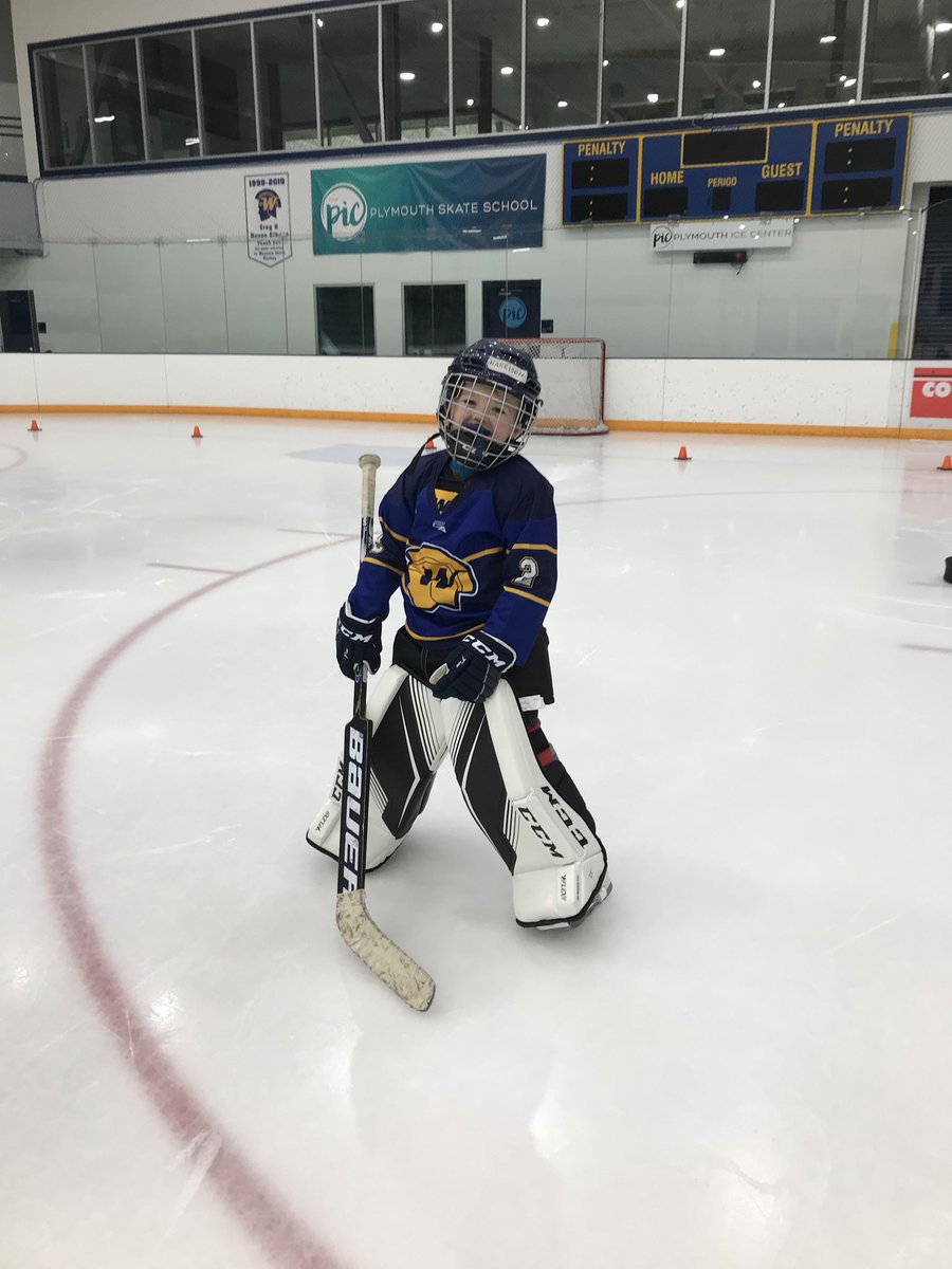 CasePaxton's tweet photo. Someone had a blast today between the pipes! @attitudegoalie #Attitude #Effort https://t.co/SlrASt2gzq