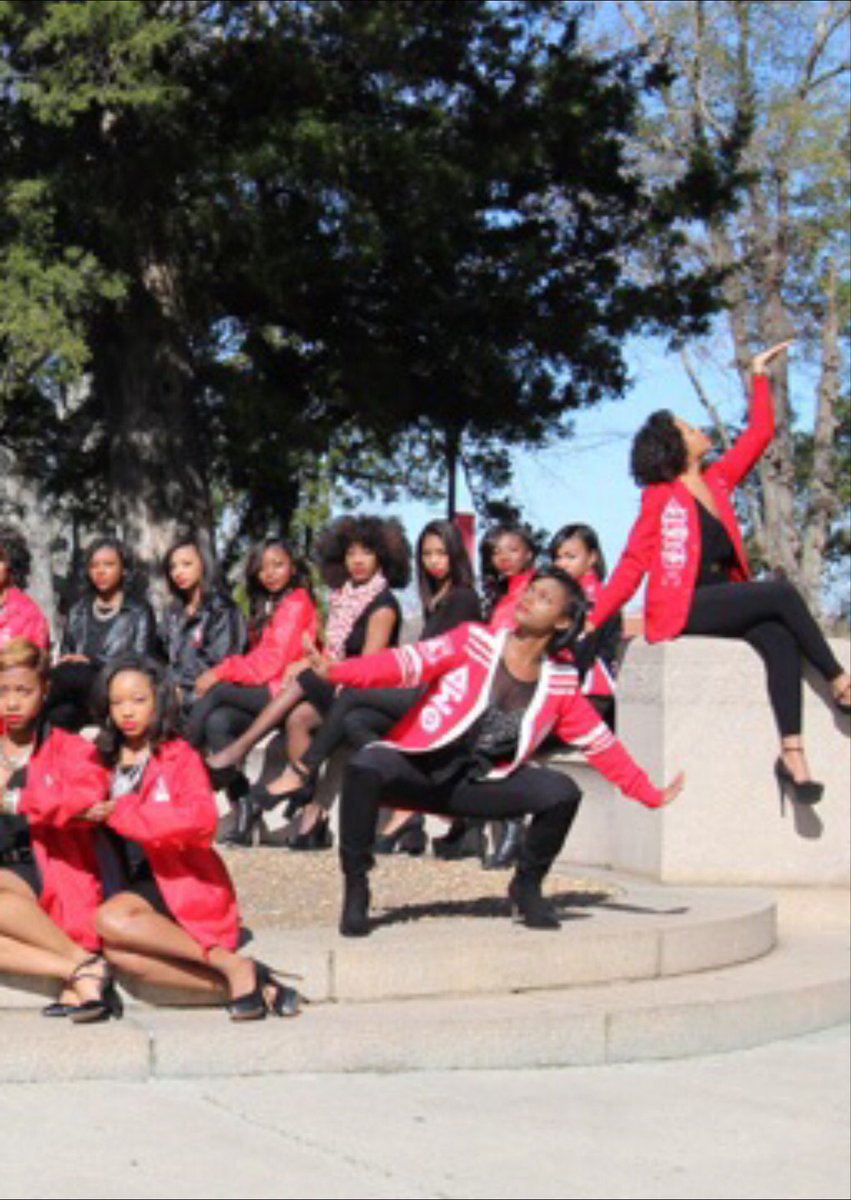 chat_twizzle's tweet image. This was them neo knees....they was stronger than Megan knees...I’m convinced. #GT #SPR14 🐥🔺