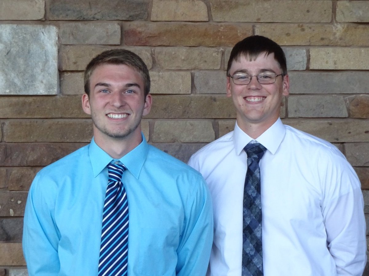 EngineeringUSI's tweet image. This is James Courtright and Michael Hawkins and their presentation is on the Mobile Bedside Commode with lift Assist Seat! The objective of this project is to design and build a mobile commode with lift assist seat to help the elderly stand after going to the bathroom.