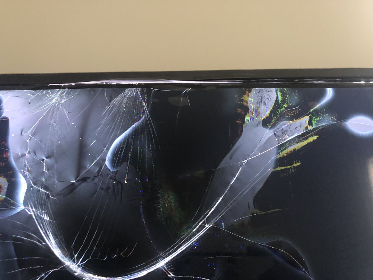monkaember's tweet photo. @Target  Bought the 55 inch element tv on sale on friday. Opened it up today and its completely damaged. Thanks https://t.co/kA64KCQTgz