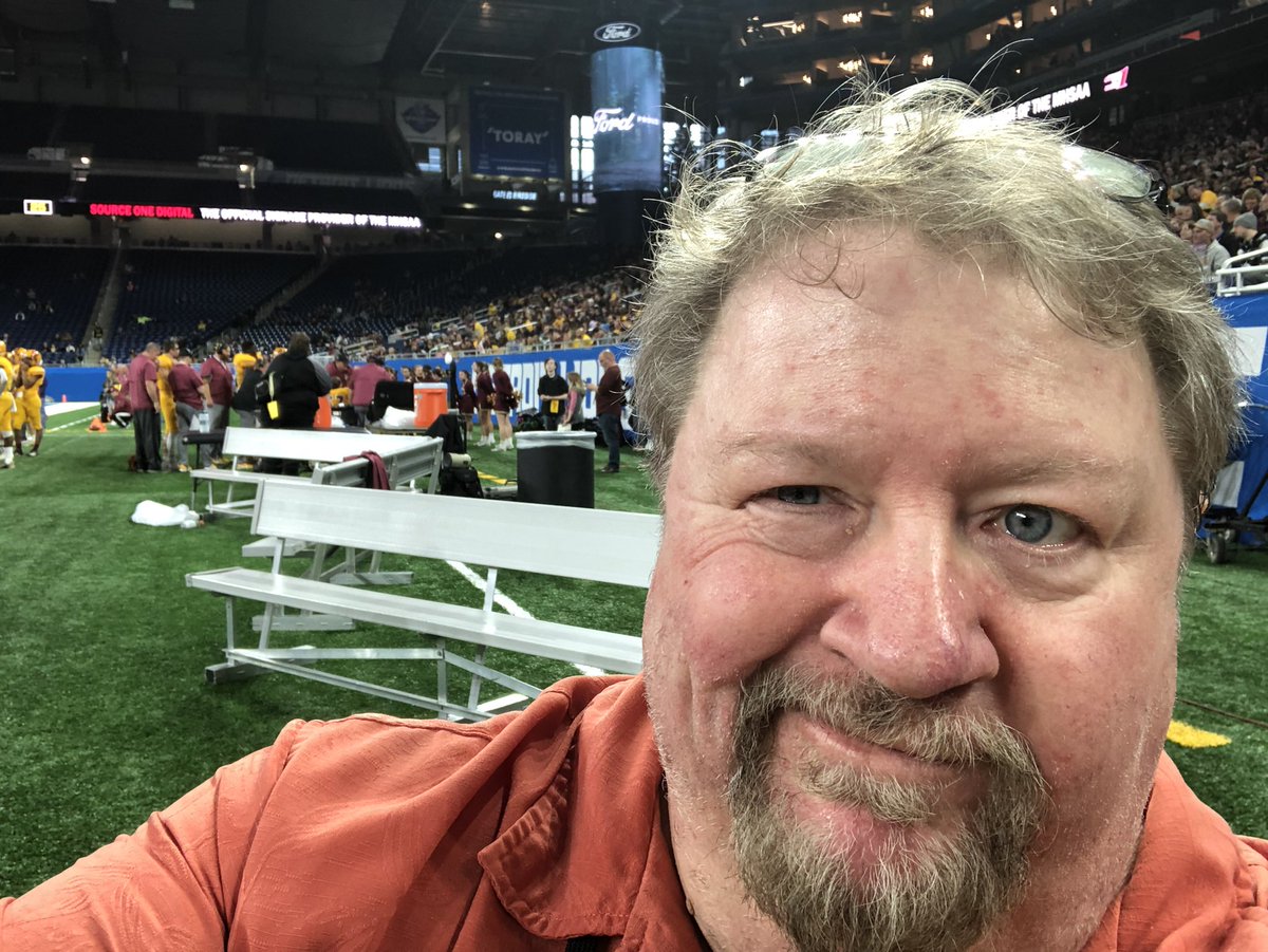 BrendanSavage's tweet photo. I feel like I am back in high school sitting in my usual spot on the bench! @DavCardFootball Coaches said they would put me in for a play if they get a 150-point lead #MLiveSF https://t.co/2Y2JsQzELR