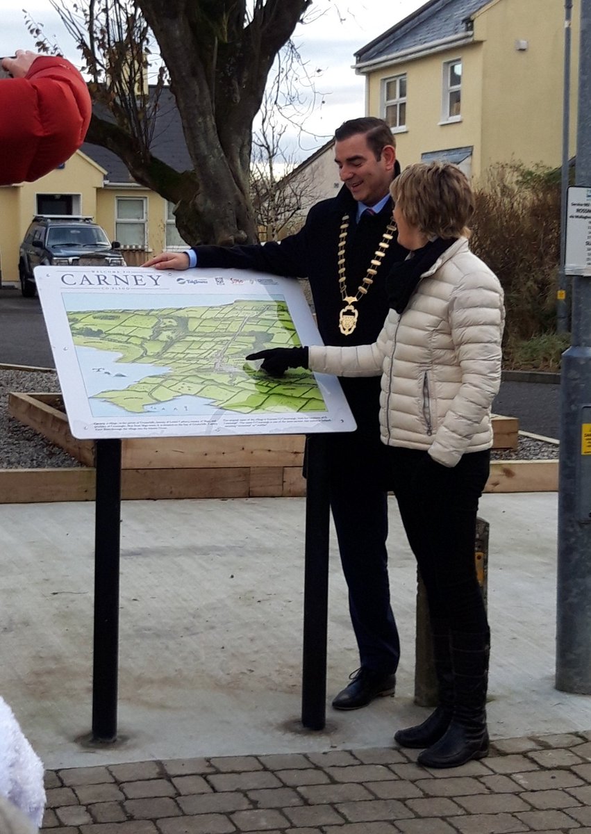 Never get lost again! The grand unveiling of the Carney map #Sligo by @CarneyTidyTowns Niamh Gallagher and @TomMacSharry