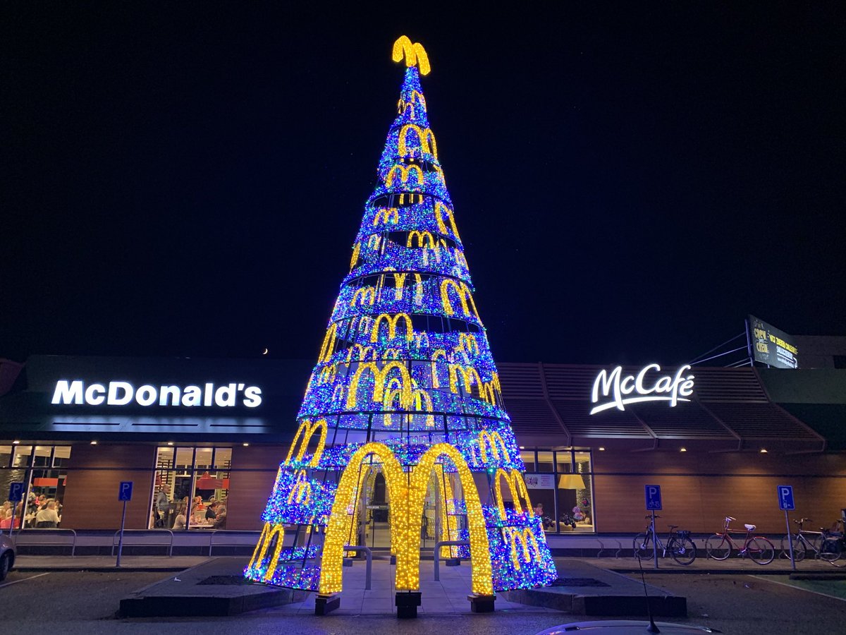 AlexanderRP4000's tweet photo. Wij zijn bij McDonald’s Alkmaar Oost en West klaar voor de feestdagen! https://t.co/asnFcqy4vB
