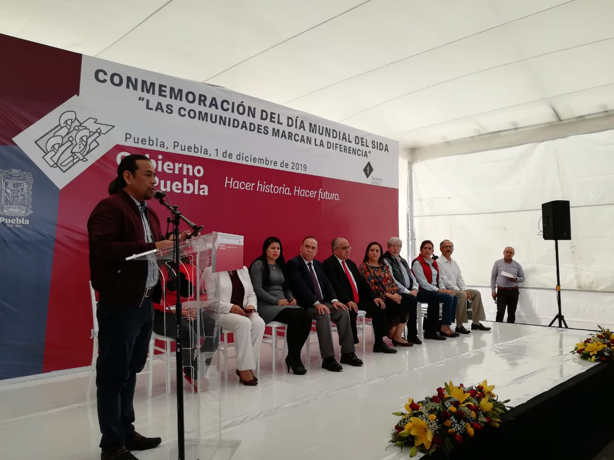 revistarek's tweet photo. En el marco del "Día Mundial de Lucha Contra el SIDA", el @Gob_Puebla y la @SaludGobPue realizan una Jornada de detección del VIH/SIDA en el Zócalo de la Ciudad de #Puebla

En un horario de 11am a 5pm, de manera gratuita y confidencial. https://t.co/g306Wys2ff