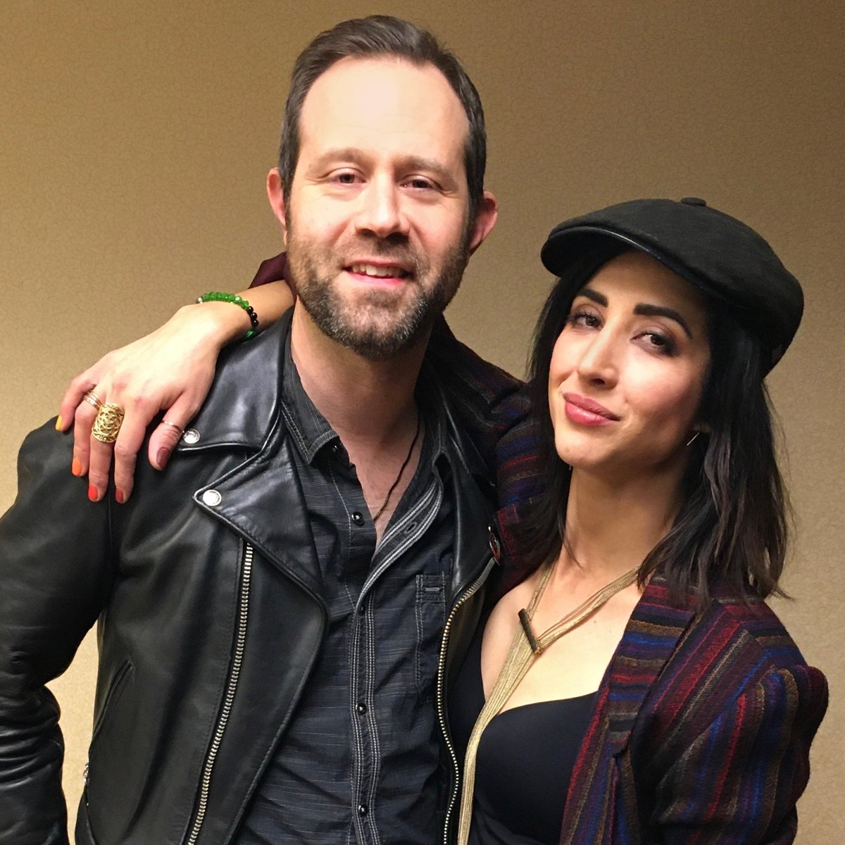 Enjoyed playing unplugged (but not unlit) for you all at <a href="/NEComicCon/">NorthEast Comic Con</a> last night. <a href="/fontbandit/">Adam Ritchie</a> made <a href="/imdanadelorenzo/">Dana DeLorenzo</a> an honorary member of the band. Catch her there through the weekend: necomiccons.com #NEComicCon