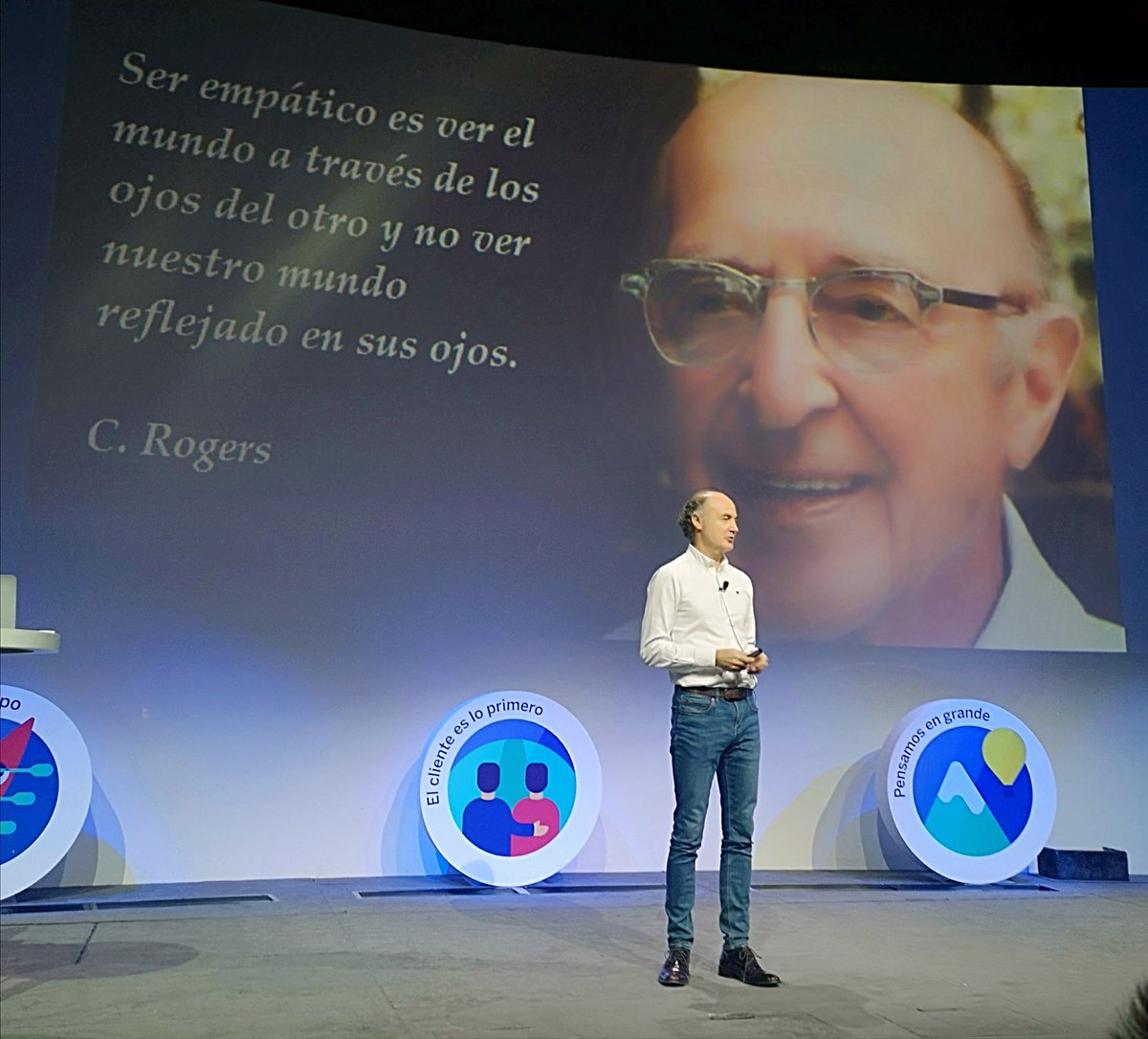 "Ciberseguridad y ciberconvivencia" Sesión <a href="/AprenderJuntos_/">Aprendemos juntos 2030</a> en BBVA. Gracias por tu sabiduría <a href="/jaluengolatorre/">José Antonio Luengo</a>