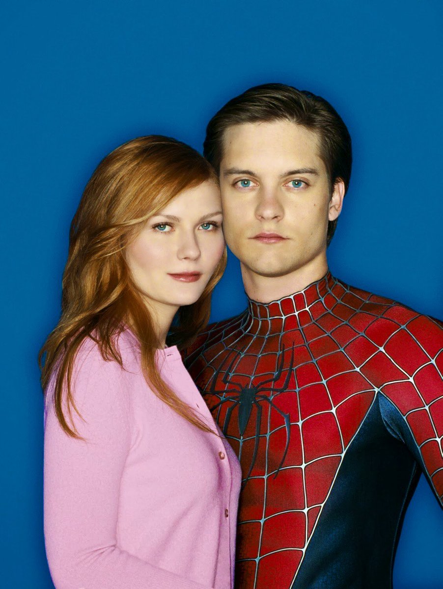 Spider-Man 2 (2004) Entertainment Weekly Photoshoot with Tobey Maguire in  costume and Kirsten Dunst, image size:902x1200