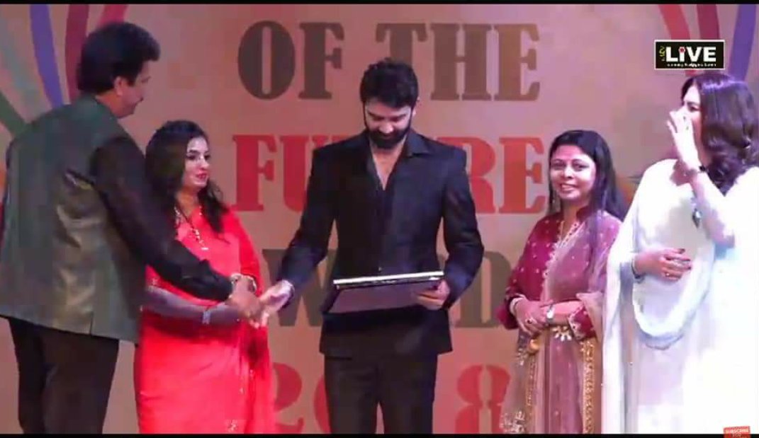 ashrfmohamed12's tweet photo. @licraje @Barni317 @asjadnazir @BarunSobtiSays its from attendance of #Barunsobti to #WOTFA last year as guest dear ❤
@BarunSobtiSays always handsome🎩 https://t.co/LLrjmwdek1