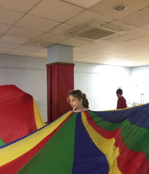 SynergyDanceOut's tweet photo. Parachute play is always a winner. Creating a ‘cool breeze’ at the end of class. Participants becoming the middle of the fan #parachuteplay #everyonecandance #dance #danceinthecommunity #airdanceco #inclusivedance #danceactivities #synergydanceoutreach #synergydance #Surrey https://t.co/uhcyuXeQ1p