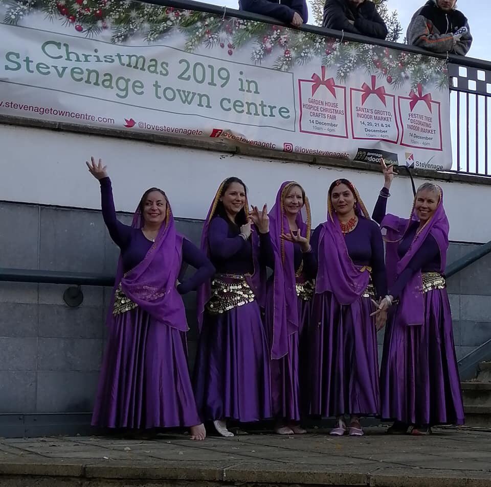 Emerald_Dance1's tweet photo. So proud of everyone who performed today! 💜👏🏻
@lovestevenagetc #stevenagechristmaslights #stevenagetowncentre #emeralddanceacademy #bollywooddance #streetdance https://t.co/j0GBJQ1aqL