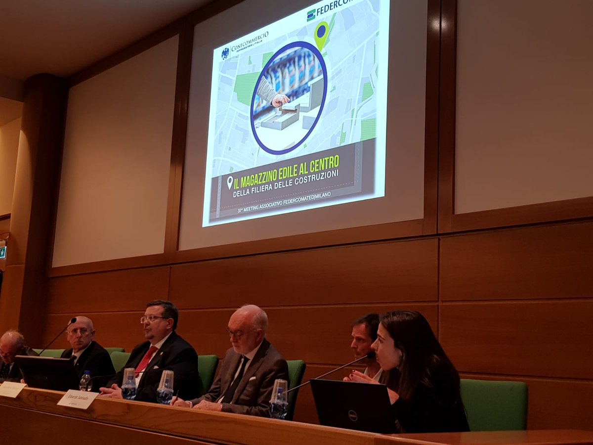 AnceMilano's tweet photo. Al convegno annuale di #Federcomated interviene Regina De Albertis "#efficienzaenergetica, #ambiente e #innovazione sono temi su cui costruire alleanze per rilancio del settore #costruzioni" @rex_regina @ANCEgiovani https://t.co/2CYoEKUumH