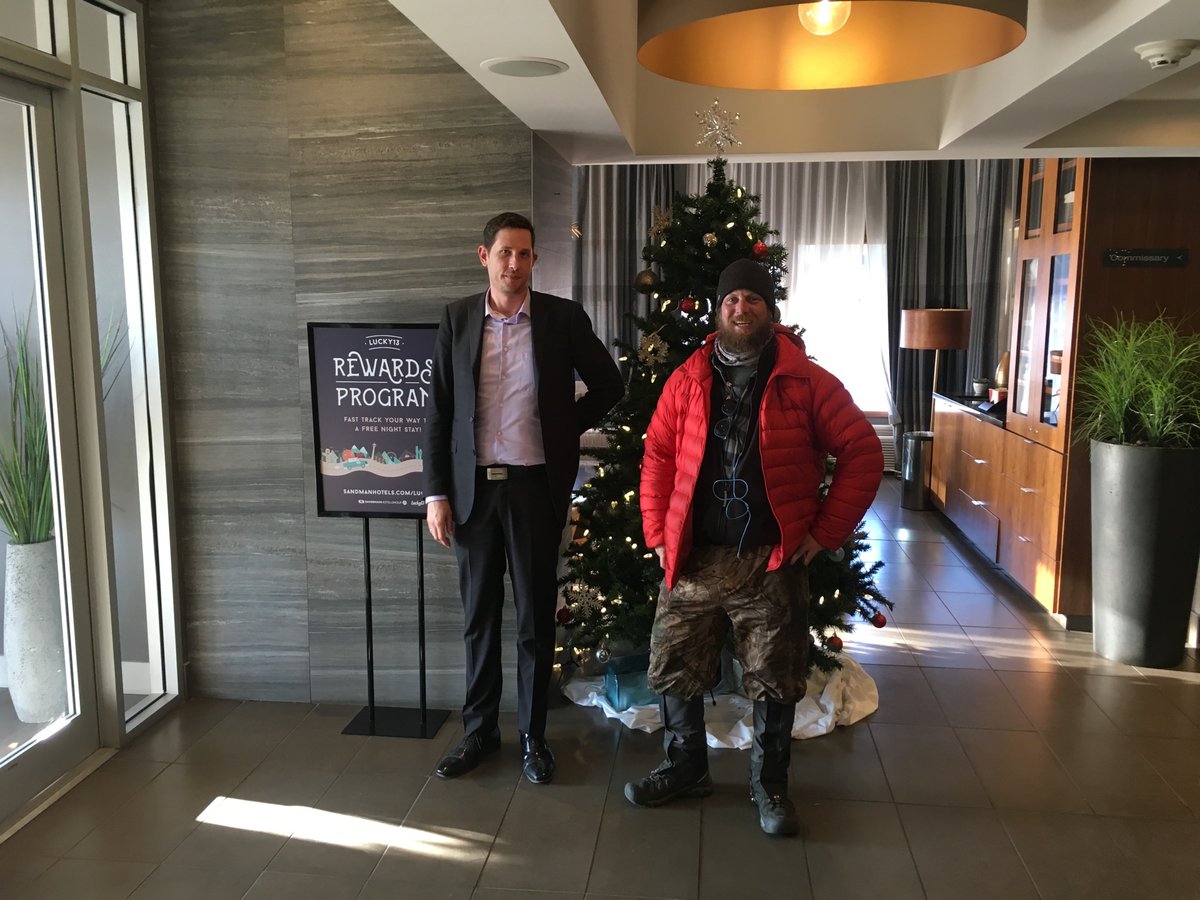 CanadasWalk's tweet image. Thank u @SandmanHotels your support across Western Canada when I needed get out of the cold, off the trail &amp;amp; make time for meet &amp;amp; greets, the company is nice also @JDRF_Canada @DiabetesCanada @DRIF_Can @1sylviastark would love 1000 followers before  Victoria Jan  3 @CanadasWalk
