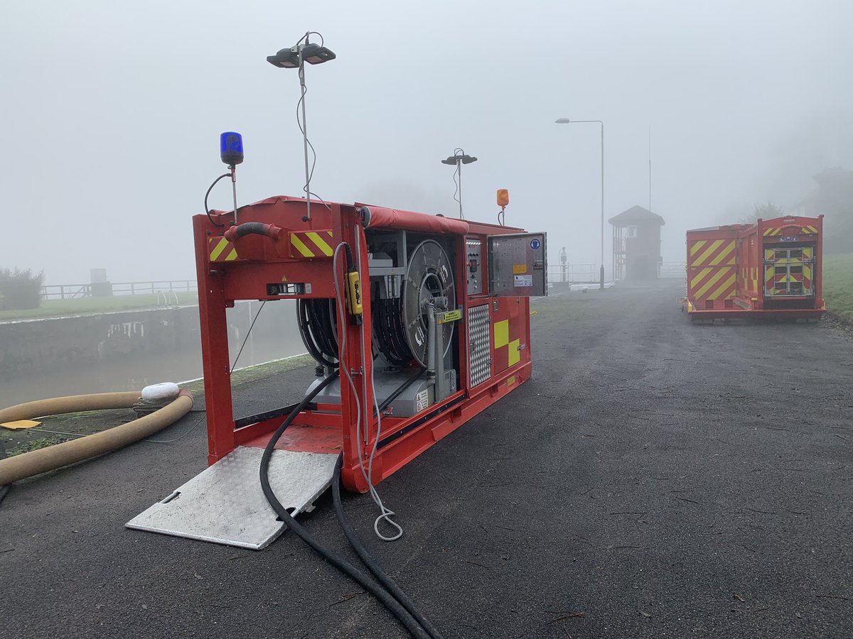 <a href="/nottsfire/">Nottinghamshire Fire and Rescue Service</a> <a href="/HVPCapability/">HVP Capability Team</a> <a href="/WayneBrooks515/">Wayne Brooks</a> <a href="/damien_west/">🔞</a> <a href="/nottsfire_CD/">Craig Day</a> River Trent still High for our HVP Training today 1st pic shows normal weir height 2nd pic is how it was today you can just make out the Frowning Curve