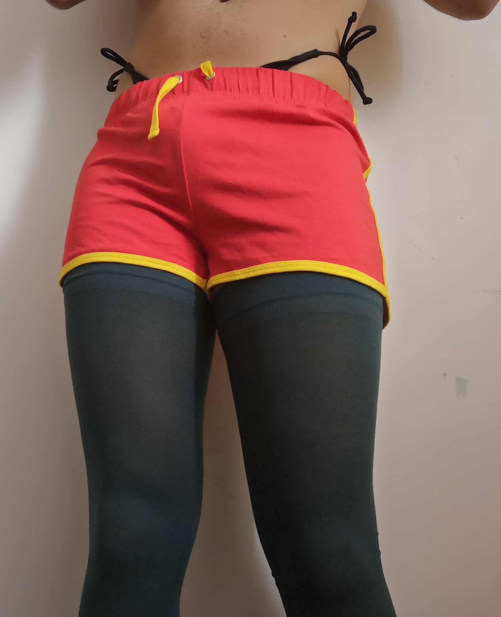 Love handles XX
#sissy #trap #panties #thighs #lgbt #crossdress #twink #bootyshorts #bulge #femboy #femme