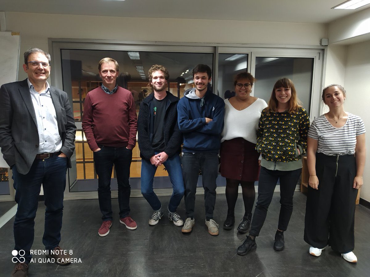 Jacques Migozzi (@unilim @lpcm_asso) et Philippe Le Guern (<a href="/UnivRennes_2/">Université Rennes 2</a> <a href="/EhessCral/">CRAL/Recherches-arts-langage/CNRS-EHESS</a> <a href="/IrmACTU/">IrmACTU</a>) nous ont fait le plaisir d’inaugurer notre séminaire de recherche sur les cultures pop 🦇 et savantes 🥴 <a href="/UJML/">Université Jean Moulin Lyon 3</a> le 29 novembre 2019. L’équipe <a href="/B_Passante/">Bande Passante</a> vous fera bientôt son retour! 🎬