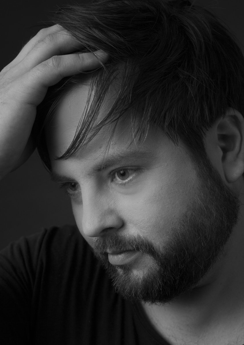 AmareTechno's tweet photo. #FelixCage will open the top floor at our next Audacious party on Dec. 14th at #zodiakBrussels
@FelixCage is a Brussels-based artist who has build an impressive repertoire over the last decade, with many releases on labels such as @anjaschneider 's #mobilee , #katermukke etc. https://t.co/kbXwek17gy