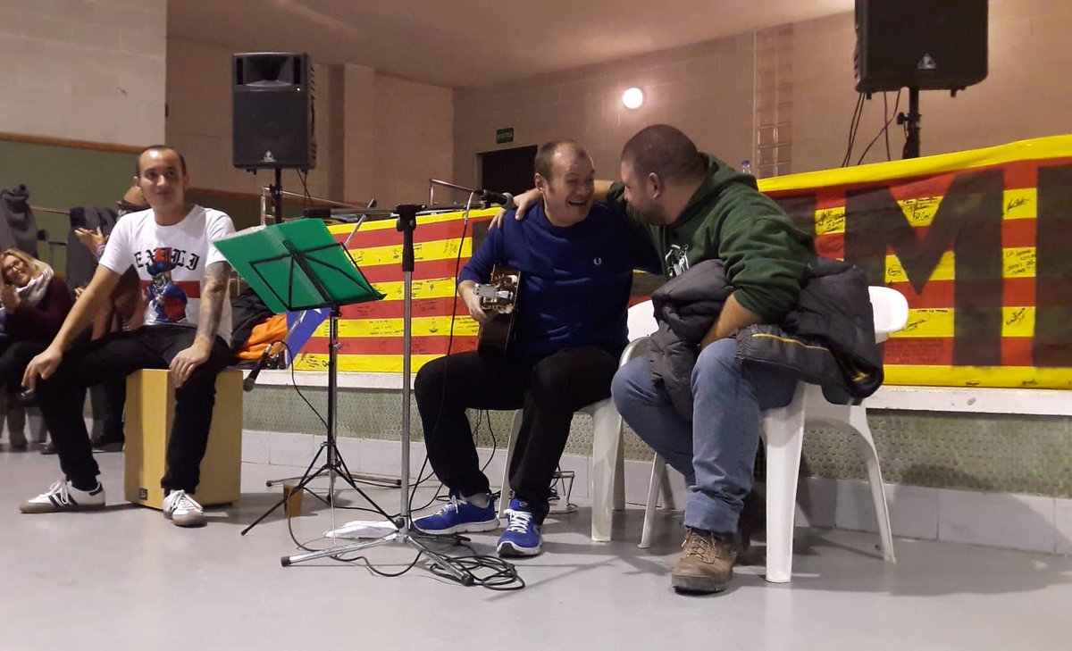 Tenim el plaer de poder compartir aquesta jornada amb l'Amadeu! El que amb  presó van unir, ja no ho podran separar! <a href="/llibertatamadeu/">Llibertatamadeu</a>