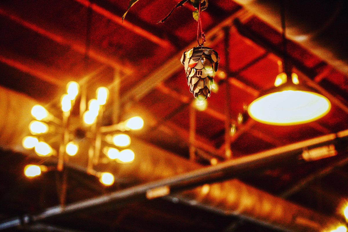 DivineBarrelCLT's tweet image. An amazingly talented group of vendors will be here, like #PawApproved with her 🍺 can 🌲 ornaments! Not to mention, live music by @lisadenovo &amp;amp; food by #EuroGrillFoodTruck! Hit the link in our profile to see a full list of vendors!