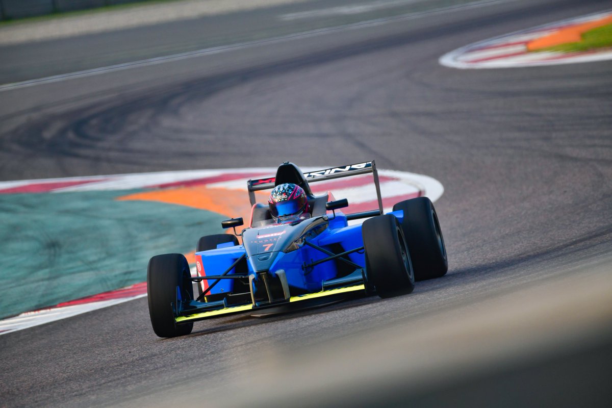 The Racing League tweet media