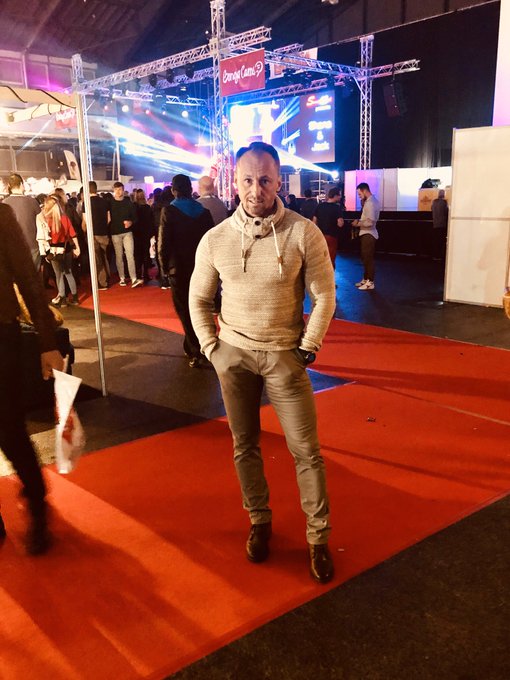 Extasia Basel https://t.co/gxpHxksQRd<a href="/tag/glasses"class="tags"><span>#glasses</span></a><a href="/tag/czech"class="tags"><span>#czech</span></a><a href="/tag/prague"class="tags"><span>#prague</span></a>