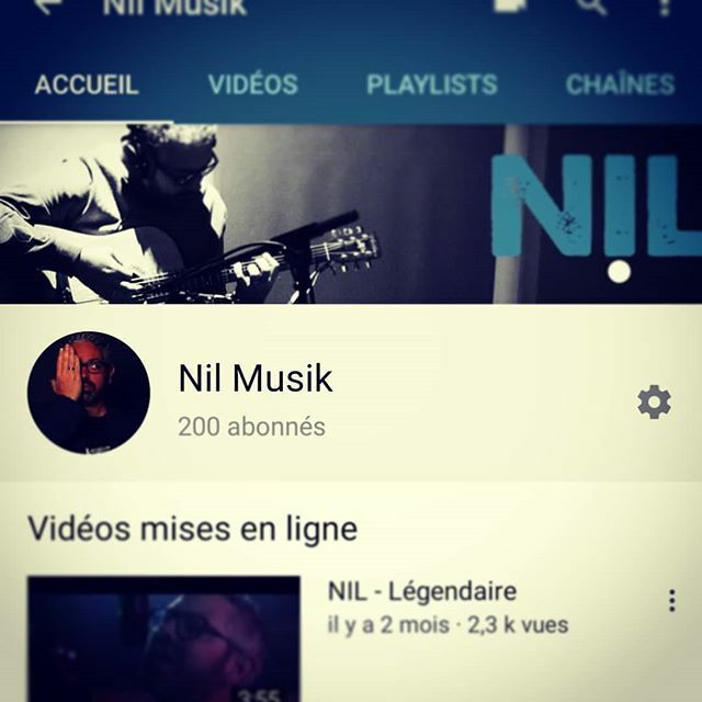 MusiqueSolo's tweet photo. 200 abonnés sur ma chaîne YouTube 
Amour ! 😘 https://t.co/3PONBFdXyt https://t.co/ZZFOwito19