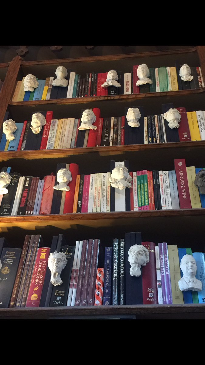 PJsGrandson's tweet image. The queue outside Livraria Lello, Porto. 
In 2019, it’s a wonderful thing to have to wait 2 hours to get into a bookshop, &amp;amp; then there’s that interior.