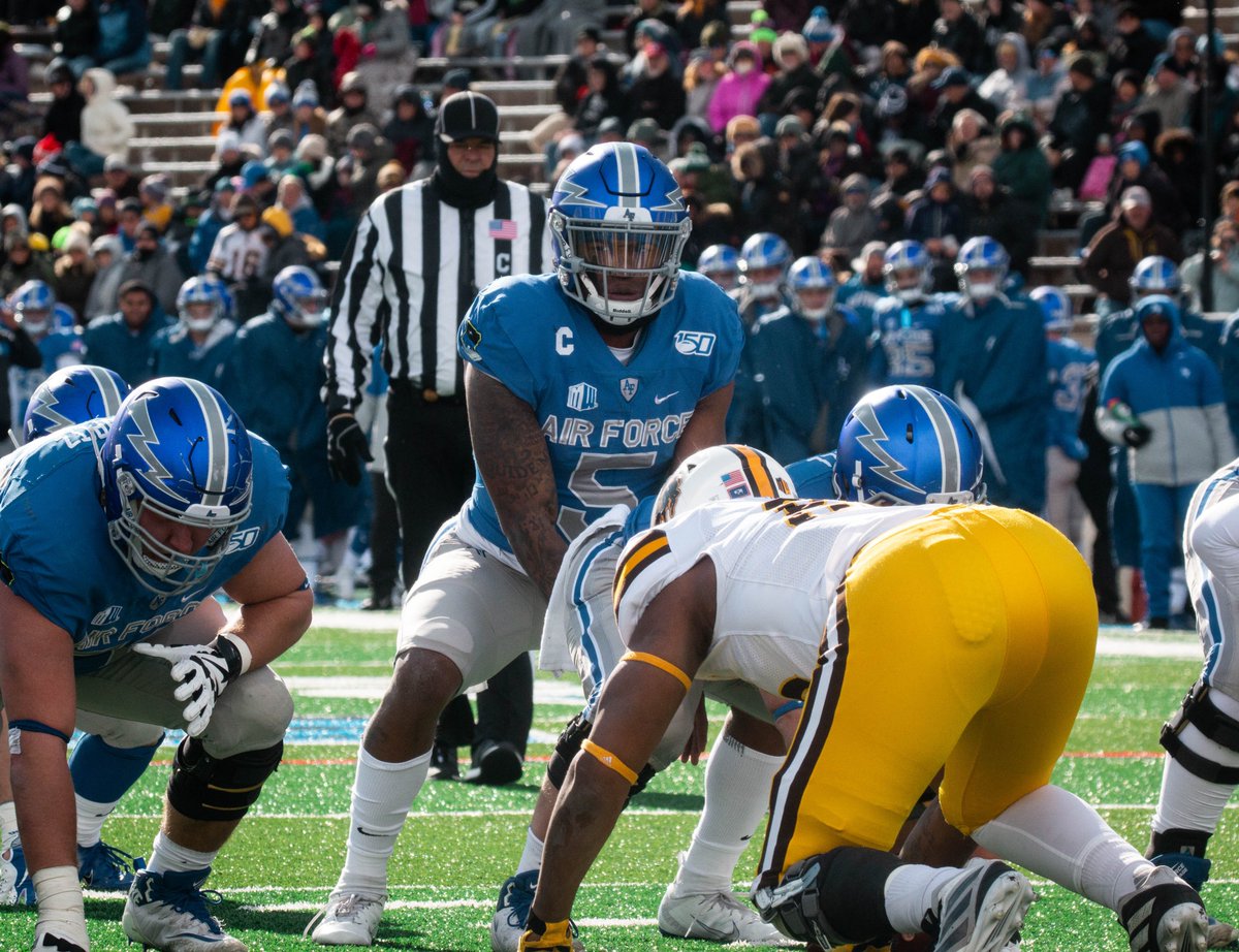 AF_Football's tweet photo. Grind it out football. https://t.co/PYwZi2Z9d8