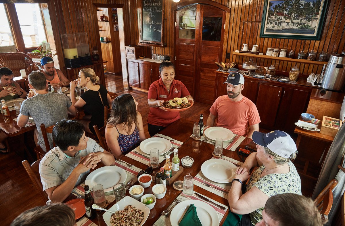 TurneffeResort's tweet photo. When you travel to #Turneffe, your meals will be catered to you with quality flair. Learn more about our all-inclusive dining options: https://t.co/GFreh0dIYq https://t.co/uxdr4DSbyE