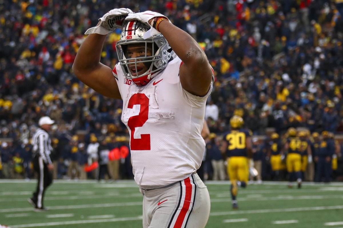 BleacherReport's tweet photo. 8️⃣ straight wins for the Buckeyes in “The Game” 

Ohio State has now won the last 15 of 16 meetings with Michigan. https://t.co/BV7WSaOYhr